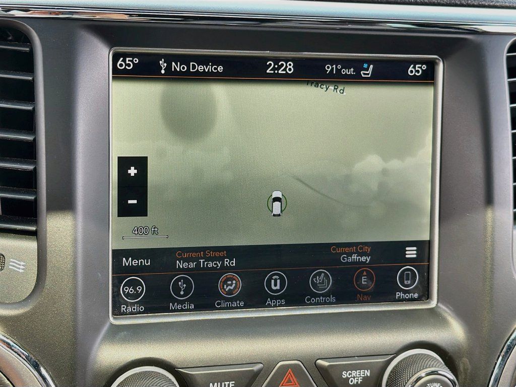 Used 2018 Jeep Grand Cherokee Limited w/ Luxury Group II RWD image 12
