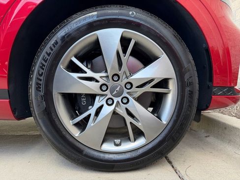 Used 2024 Genesis GV70 3.5T Sport image 30