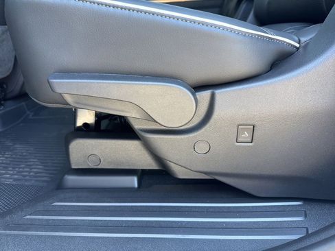 New 2026 Buick Enclave Avenir w/ Super Cruise Package image 58