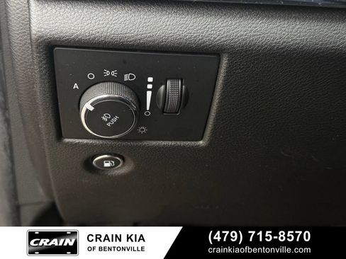 Used 2018 Jeep Grand Cherokee Limited AWD/4WD image 10