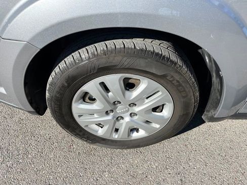 Used 2018 Dodge Journey SXT w/ Connectivity Group image 27