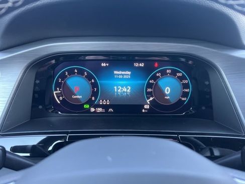 New 2026 Volkswagen Atlas Cross Sport SE AWD/4WD image 13