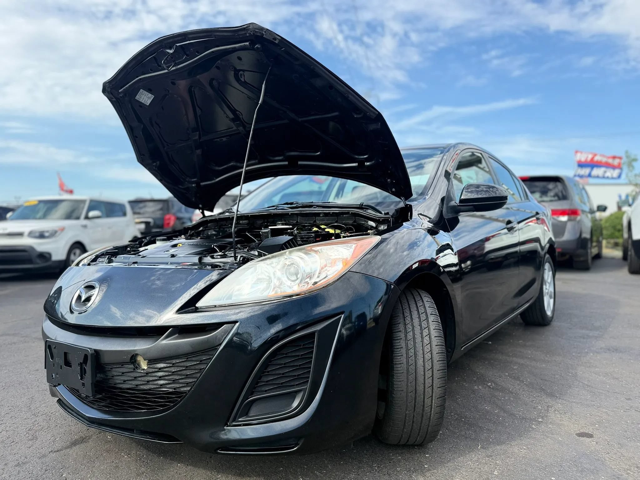Used 2010 MAZDA MAZDA3 i Touring FWD image 8
