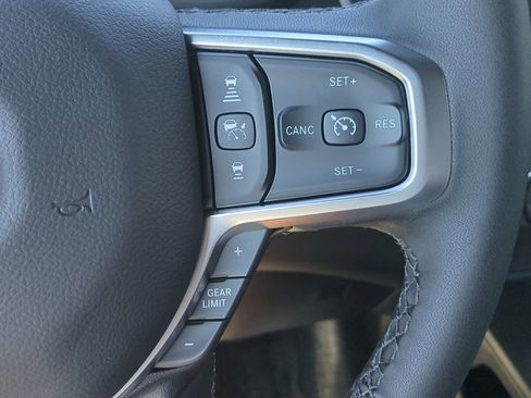 New 2026 RAM 1500 4x4 Crew Cab image 27