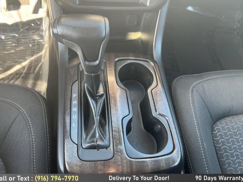 Used 2020 GMC Canyon SLE w/ Driver Alert Package image 18