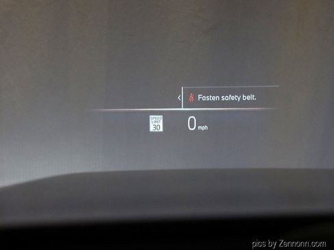 Used 2026 BMW 530i xDrive w/ M Sport Package image 18