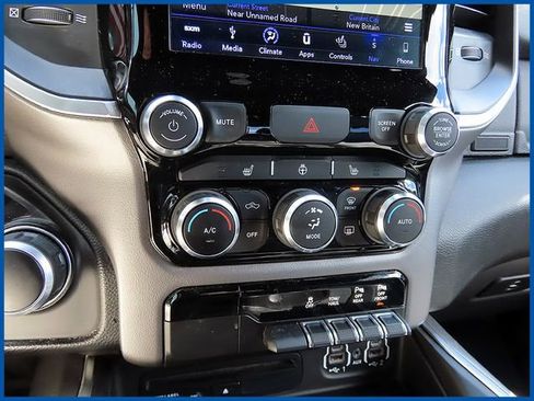 Certified 2019 RAM 1500 Big Horn AWD/4WD image 16