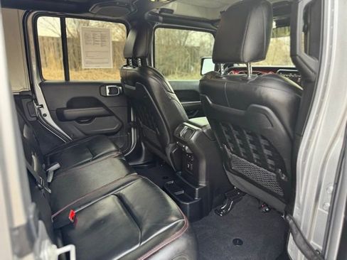 Used 2021 Jeep Wrangler Unlimited Rubicon AWD/4WD image 16