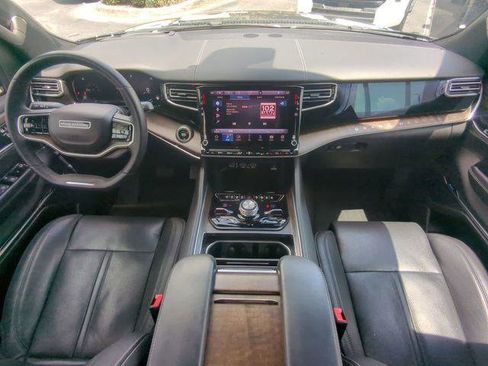 Certified 2023 Jeep Grand Wagoneer 4WD image 19