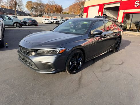 Used 2025 Honda Civic FWD Hybrid Sedan image 8