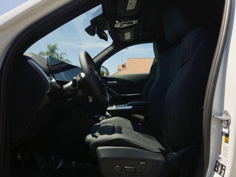 New 2026 BMW X1 xDrive28i w/ Technology Package AWD/4WD image 7