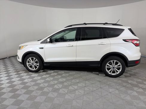 Used 2018 Ford Escape SEL AWD/4WD image 4