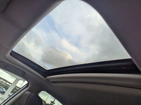 Used 2021 Honda Civic EX-L image 17