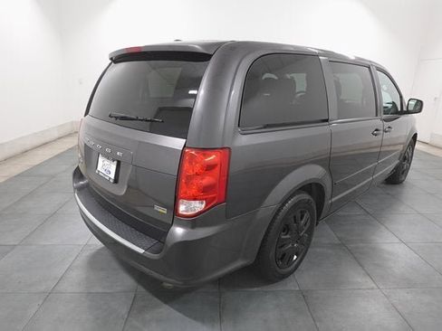 Used 2017 Dodge Grand Caravan SE w/ Power Window Group image 5