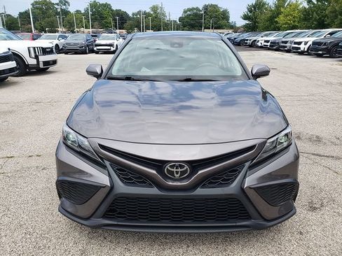 Used 2023 Toyota Camry SE w/ Audio Upgrade Package FWD image 9