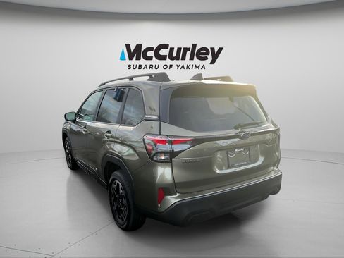 New 2026 Subaru Forester Premium image 2