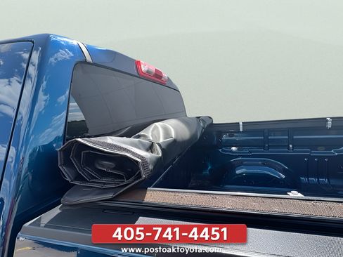 Used 2019 Chevrolet Colorado W/T w/ WT Convenience Package RWD image 19