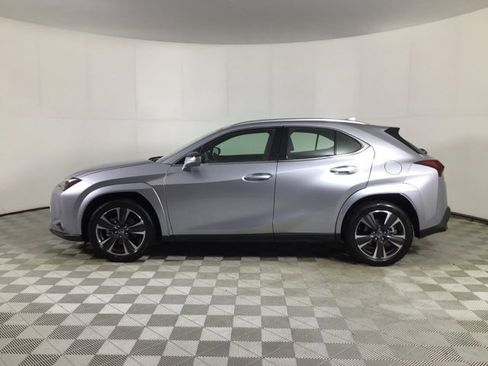 Used 2025 Lexus UX 300h AWD image 4