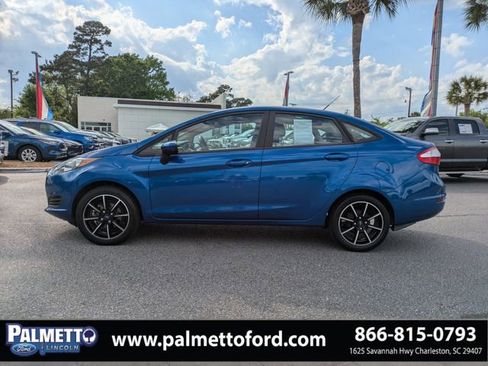 Used 2019 Ford Fiesta SE image 6