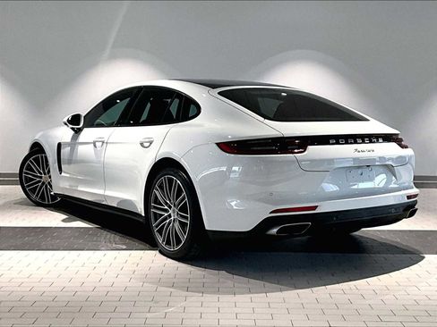 Used 2020 Porsche Panamera image 3