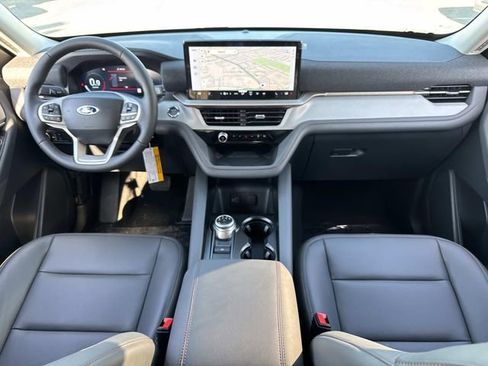 New 2026 Ford Explorer Active w/ Active Comfort Package image 18