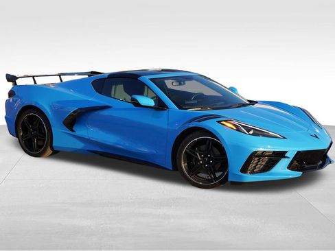 Certified 2022 Chevrolet Corvette Stingray Coupe w/ Engine Appearance Package image 2