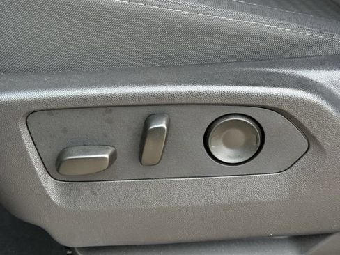 Certified 2026 Chevrolet Silverado 1500 LT RWD image 26