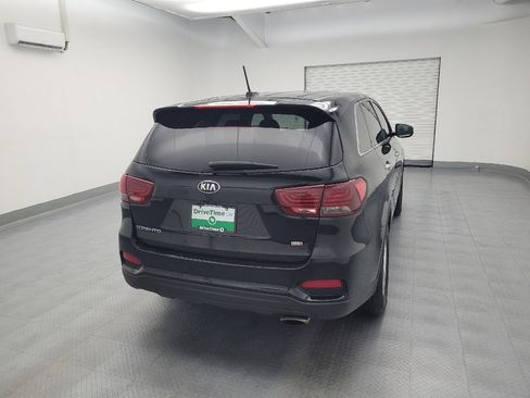 Used 2020 Kia Sorento LX AWD/4WD image 7
