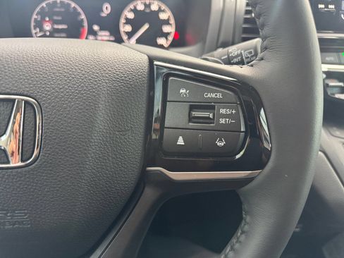 Used 2026 Honda Odyssey EX-L image 22