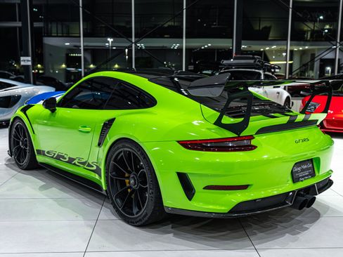 Used 2019 Porsche 911 GT3 RS image 2