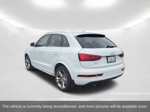 Used 2018 Audi Q3 2.0T Premium Plus w/ Premium Plus Package FWD image 8
