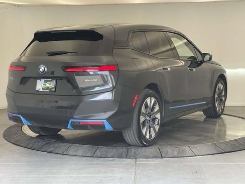 Used 2024 BMW iX xDrive50 AWD/4WD image 5