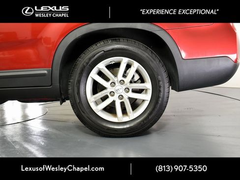 Used 2015 Kia Sorento LX image 11