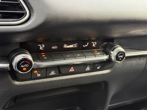 Used 2022 MAZDA CX-30 AWD 2.5 S w/ Preferred Package image 28