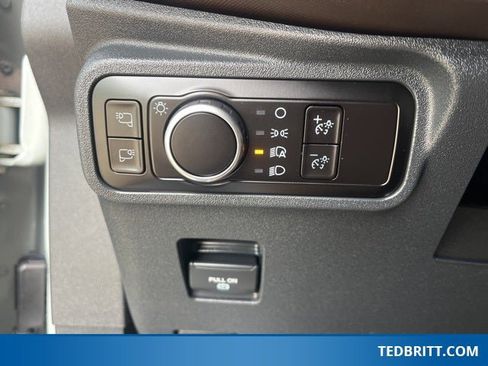 Used 2023 Ford Bronco Outer Banks image 41