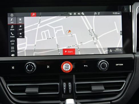 New 2026 Porsche Macan S AWD/4WD image 29