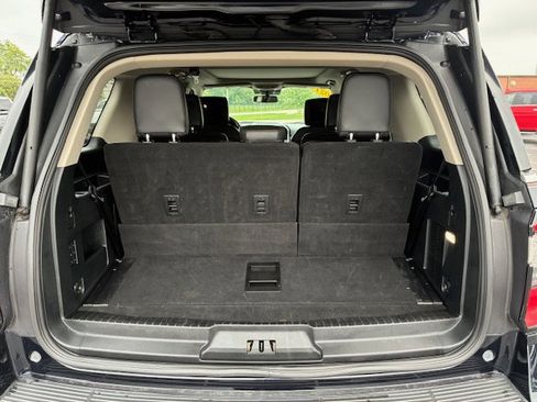 Used 2021 Ford Expedition Platinum image 19