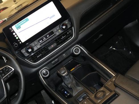 Used 2024 Toyota Grand Highlander AWD image 26