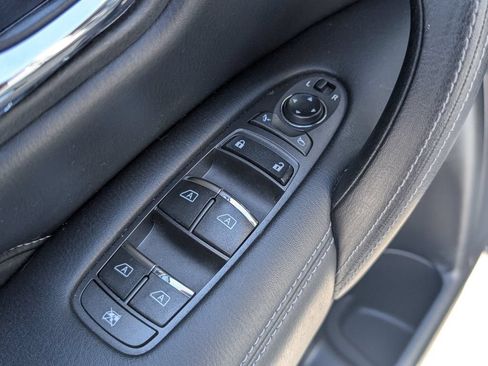 Used 2019 INFINITI QX80 Luxe w/ 22" Wheel Package RWD image 11
