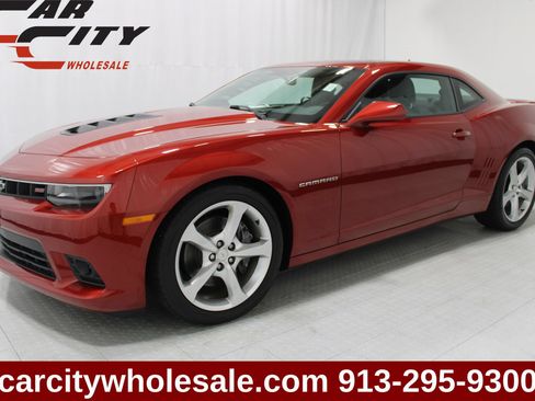 Used 2015 Chevrolet Camaro SS w/ RS Package RWD image 1