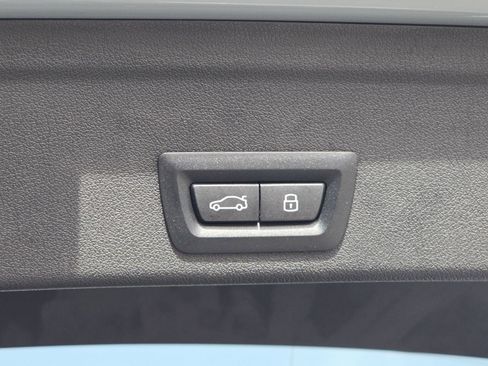 Used 2025 BMW X6 xDrive40i image 13