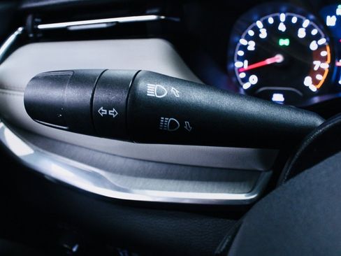 Used 2024 Jeep Compass Limited image 23