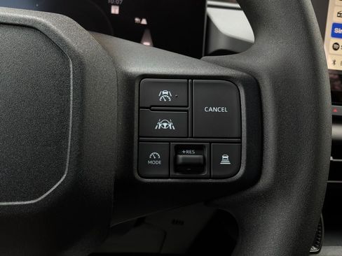 Used 2026 Toyota RAV4 LE AWD/4WD image 40