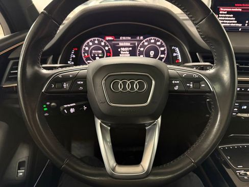 Used 2018 Audi Q7 3.0T Prestige AWD/4WD image 11