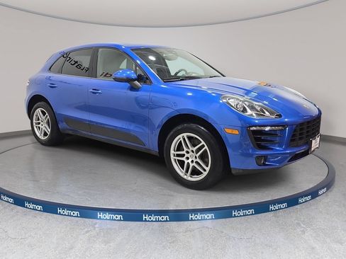 Used 2017 Porsche Macan AWD/4WD image 5