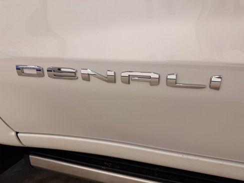 Used 2020 GMC Sierra 1500 Denali w/ Denali Ultimate Package AWD/4WD image 22