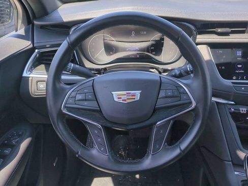 Used 2022 Cadillac XT5 Premium Luxury AWD/4WD image 28