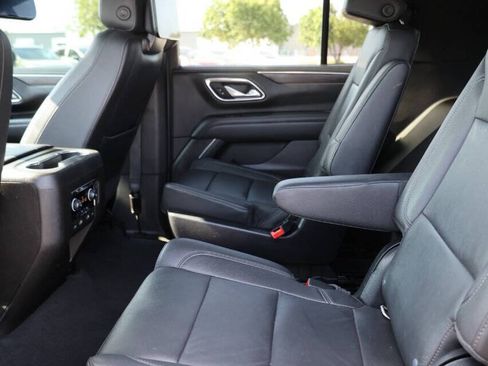 Used 2021 Chevrolet Tahoe Z71 w/ Rear Media and Nav Package AWD/4WD image 16