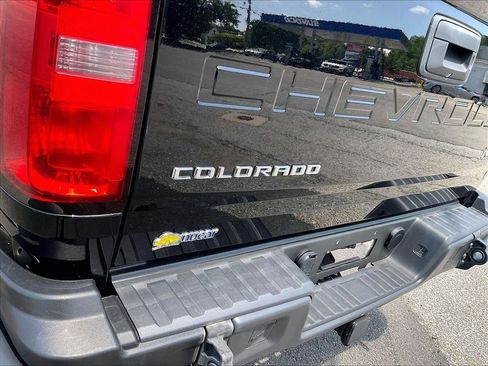 Used 2021 Chevrolet Colorado ZR2 w/ Colorado ZR2 Bison Edition AWD/4WD image 29