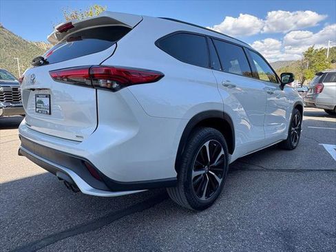 Certified 2021 Toyota Highlander XSE FWD image 9